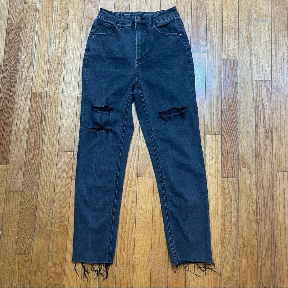 Vanilla Star Black Distressed Mom Jeans Size 1 High Rise Ripped Knees Frayed Hem